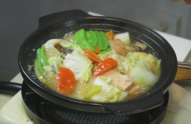 图片[2]-砂锅白菜菜既美味又营养烹饪方法-起舞食谱网