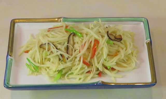 圖片[3]-快炒鮮筍絲做法步驟圖 鮮甜嫩脆-起舞食譜網