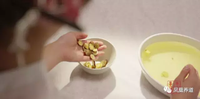 春季养生宝典!10种在家就能做的食疗菜谱 食疗养生 第42张 春季养生宝典!10种在家就能做的食疗菜谱 食疗养生 第42张