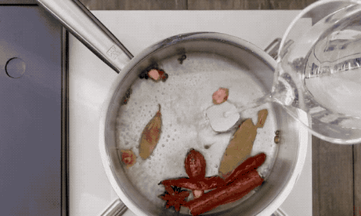 圖片[5]-“腐乳豬手”的做法 這樣才不會膩-起舞食譜網(wǎng)