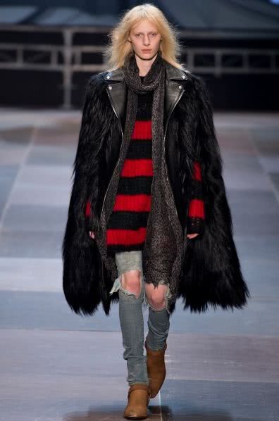 一个穿了一辈子匡威的人，影响了半个潮流圈