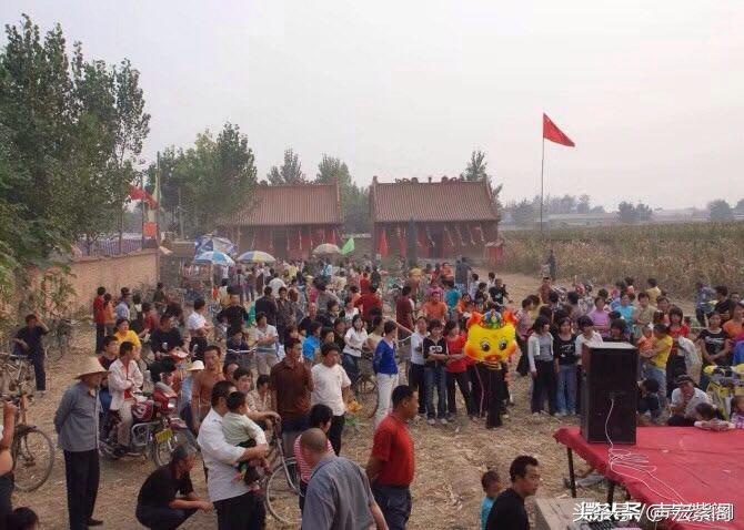 河北石家庄赵县有个因庙得名的古村落，相传是伏羲女娲居住地