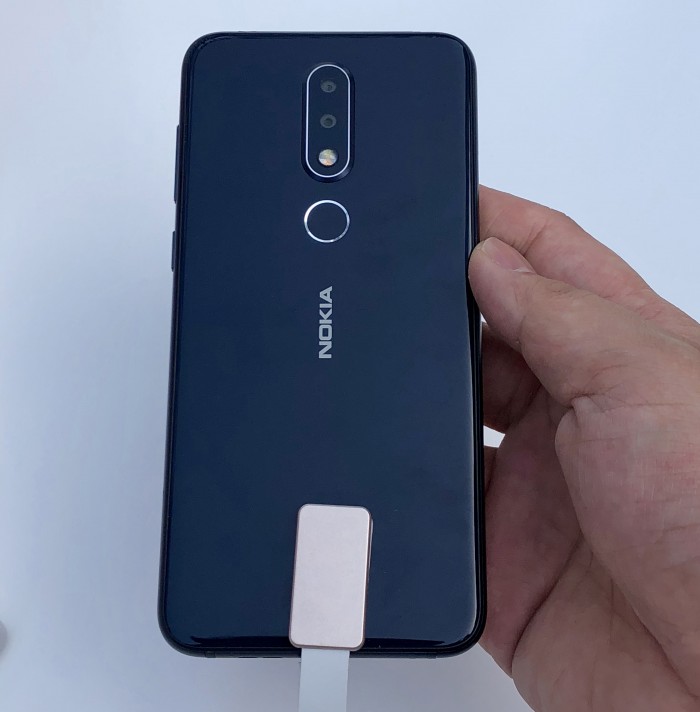 Nokia X真机外观设计图赏 千元手机中又一新挑选