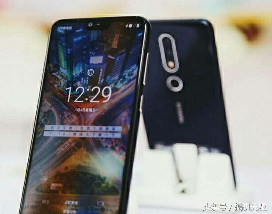 NokiaX 不输iPhone X的非凡长相