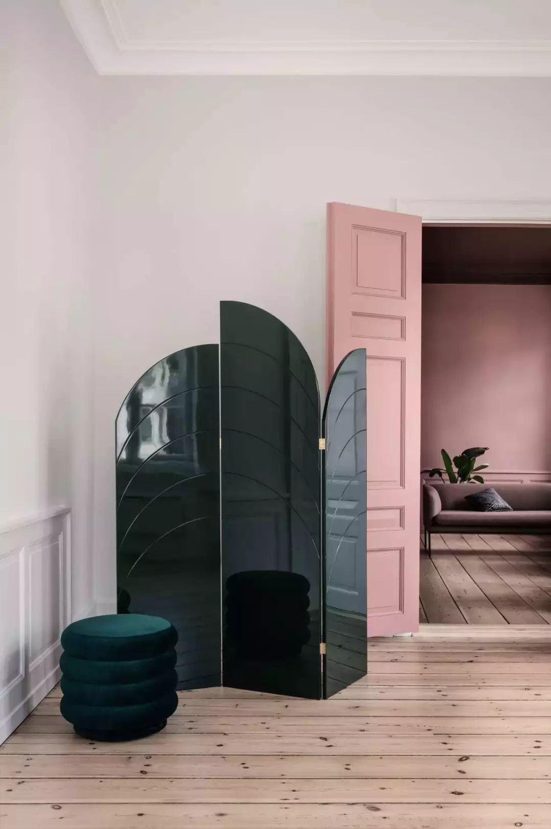 我原本以为北欧风已经很简单了,没想到还有极简北欧风……