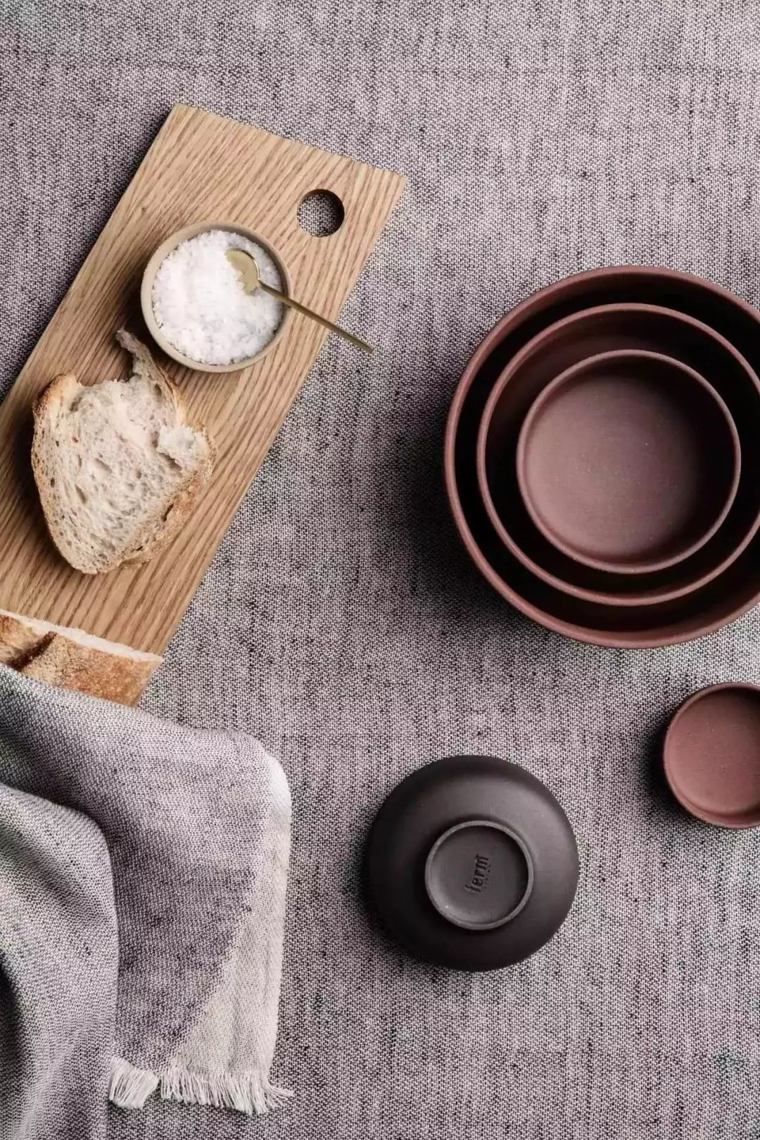 我原本以为北欧风已经很简单了,没想到还有极简北欧风……