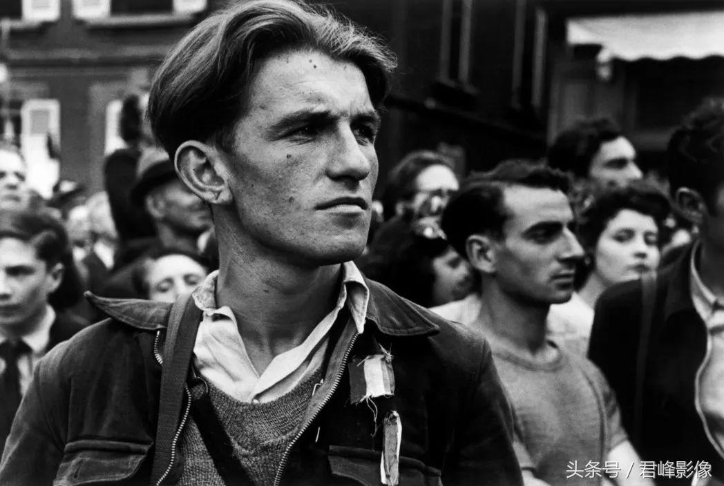 114张经典照片，尽述战地摄影师卡帕的传奇一生