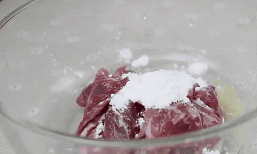 图片[2]-黑椒牛肉做法步骤图 牛肉这样做又滑又嫩秘诀全在这里做出来比-起舞食谱网