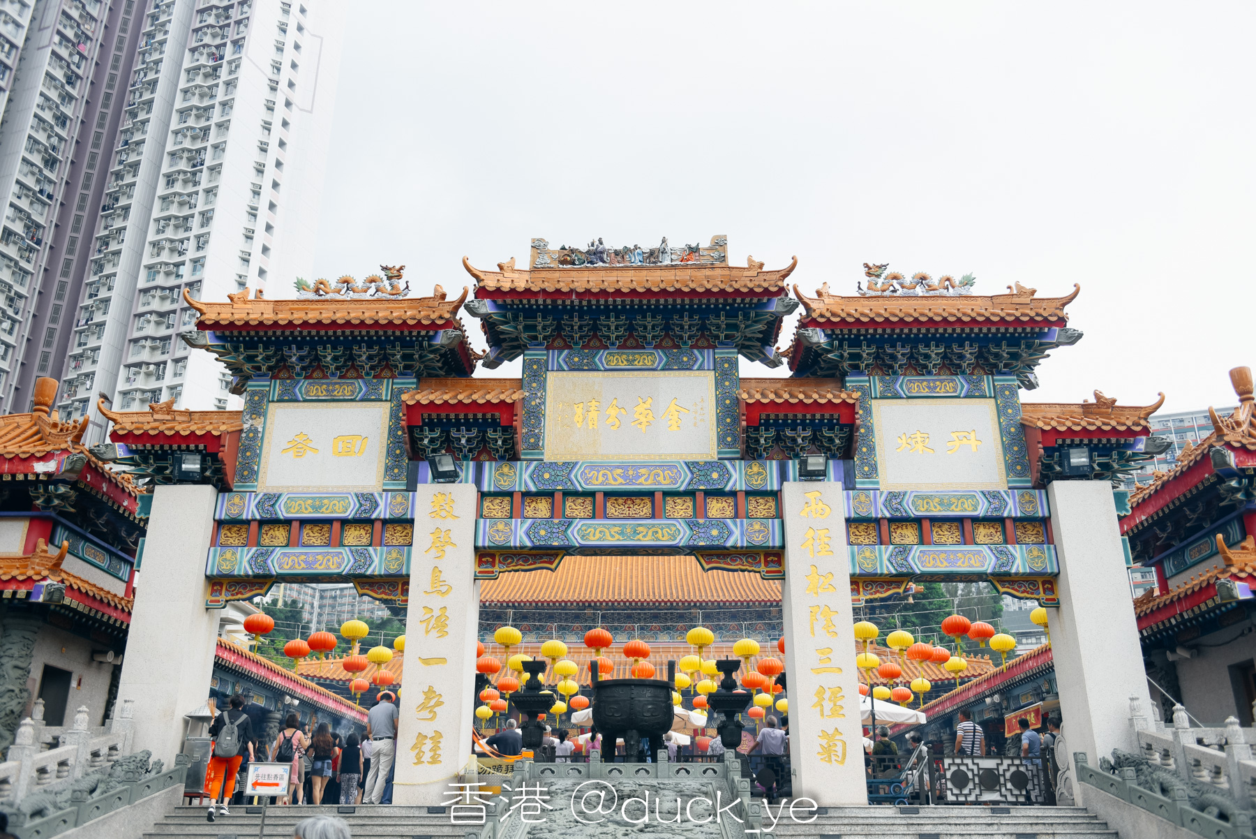 香港最“火”的寺庙，传闻有求必应，连港媒都来求签