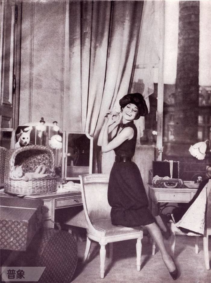 英语美句｜10句奥黛丽赫本座右铭送给你！