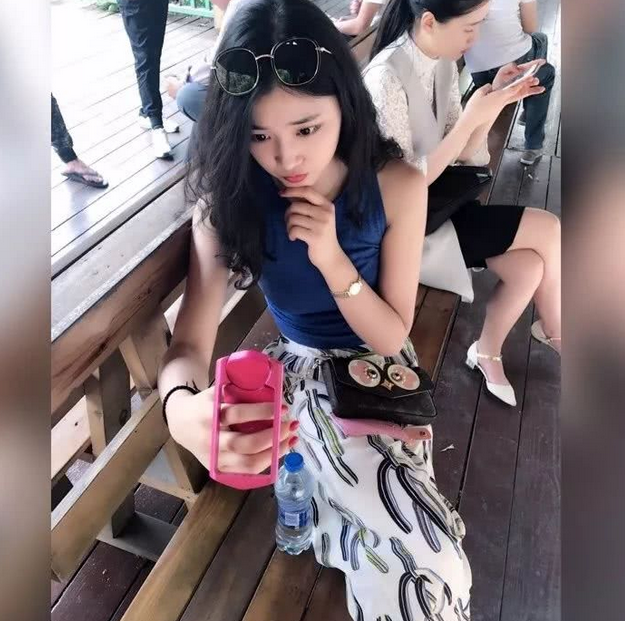 扼腕叹息!滴滴打车遇害女生\