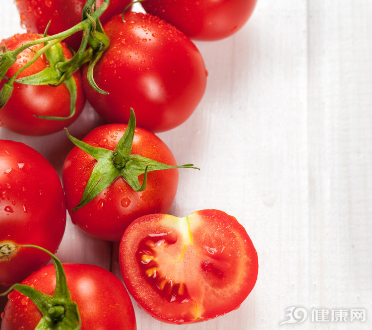 经常吃番茄，你将收获三大益处！比吃保健品还划算