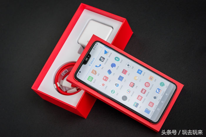 一加OnePlus 6上手评测：极具性价比的旗舰机型