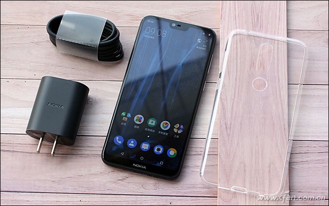 最超值的刘海屏新秀！诺基亚Nokia X6评测体验