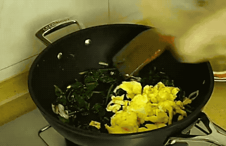 图片[5]-菠菜炒鸡蛋做法步骤图  女人多吃能抗衰老-起舞食谱网