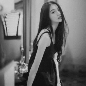 奋斗事业的女强人的句子 超霸气女王范的句子图片