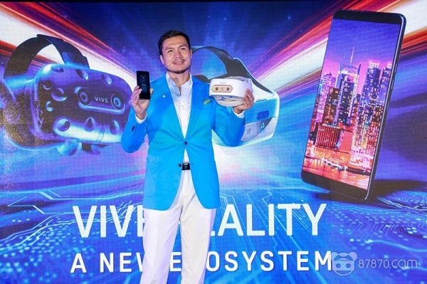 HTC U12 智能机打开预订，可与VR机器设备全方位互连，市场价5888元