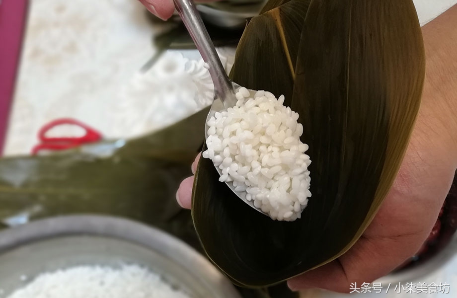 圖片[5]-教你最簡單的包粽子訣竅 簡單好吃又好學 詳細步驟都在里面-起舞食譜網(wǎng)
