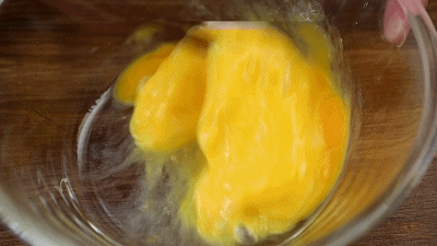 图片[2]-脆皮香蕉做法步骤图 香蕉不光能当水果吃还能用来做菜-起舞食谱网