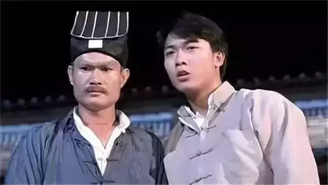 九叔林正英去世之后,钱小豪又演了不少僵尸片,却只有一部可以看