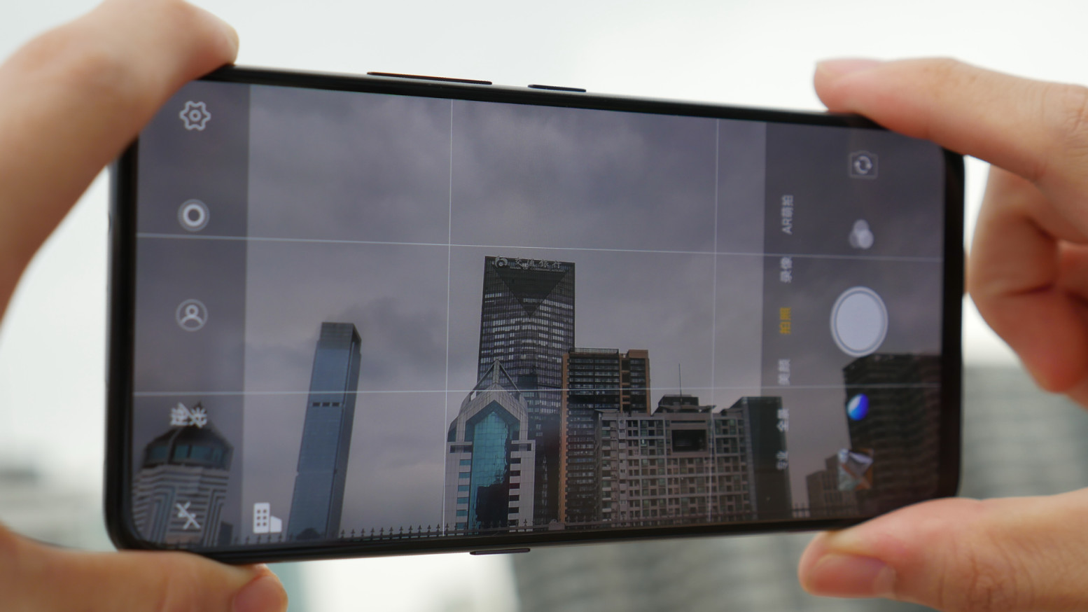 vivo NEX 評(píng)測(cè)：這一屆旗艦機(jī)到底有何黑科技？