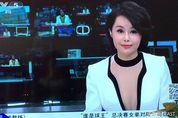 体育快讯主持人施丹(cctv5女主持人，个个漂亮，世界杯最耀眼女主持，非最后一个莫属)