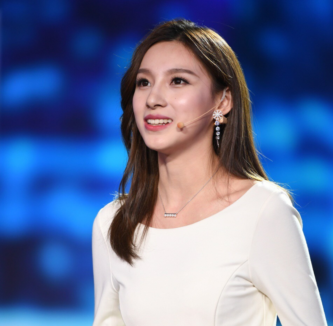 世界杯美女主持人(世界杯美女) - 三甲体育