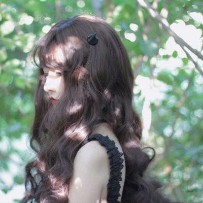 女生唯美女生侧颜照片伤感落寞高清