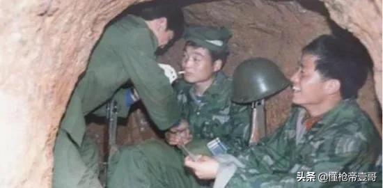 老山一等功臣：打死18个敌人后，向电台大喊“向我开炮”