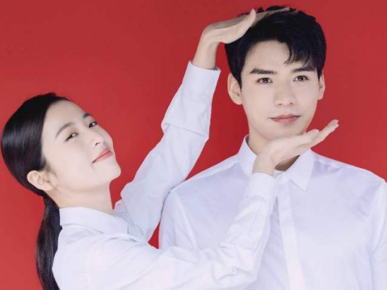 娱乐圈新晋神秘资源咖！两年8部男主剧让人眼红，有望成另一肖战