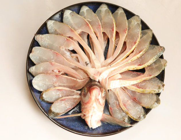图片[4]-令人惊艳的佳肴好看好吃的孔雀开屏武昌鱼做法上桌特有面子-起舞食谱网