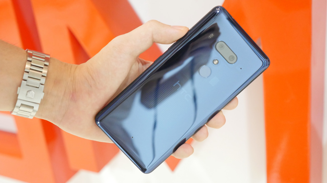 HTC U12+ 体验：最强双摄，还是一款VR手机