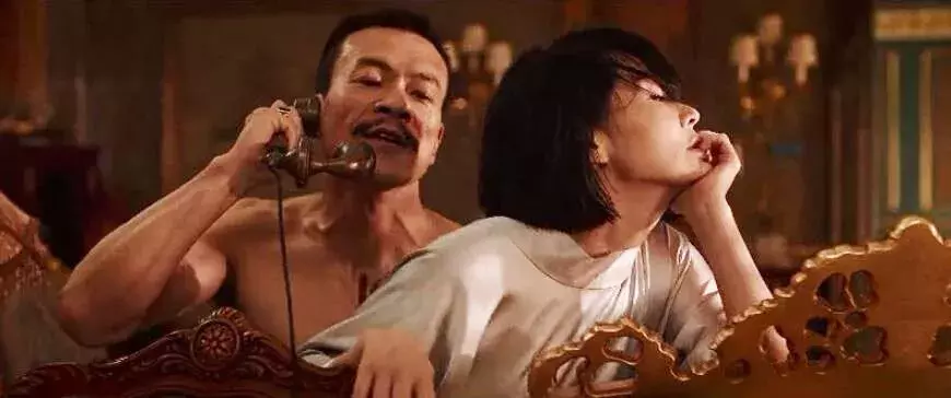 不愧是征服姜文的女人