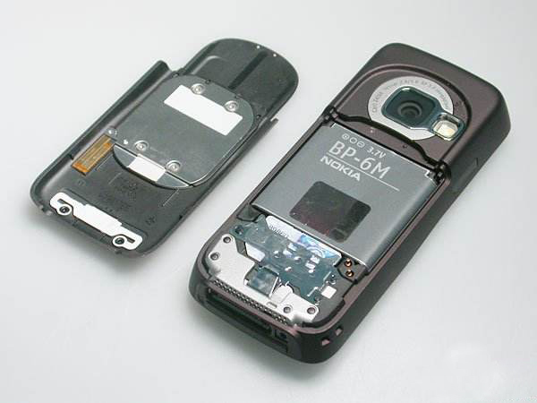 十年前这一部Nokia照相神机！反面一开一合可以玩一整天