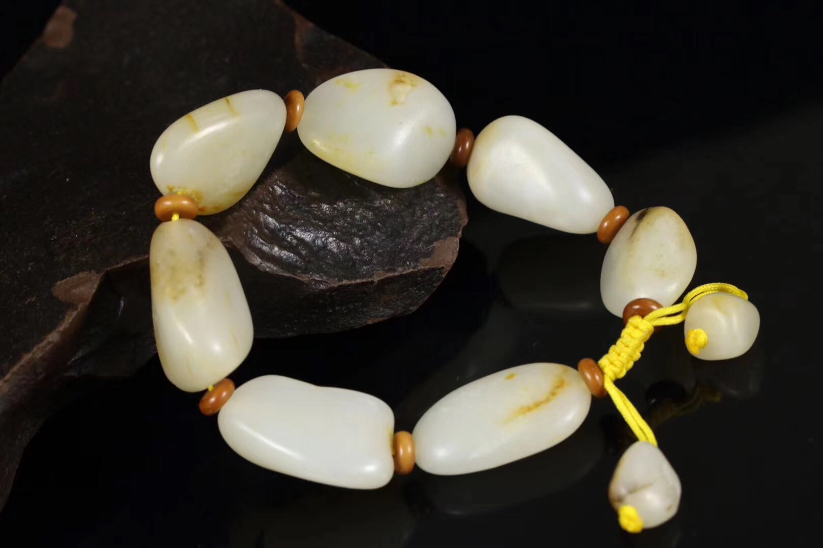 和田籽料男士手串(和田玉手串108颗) 第3张