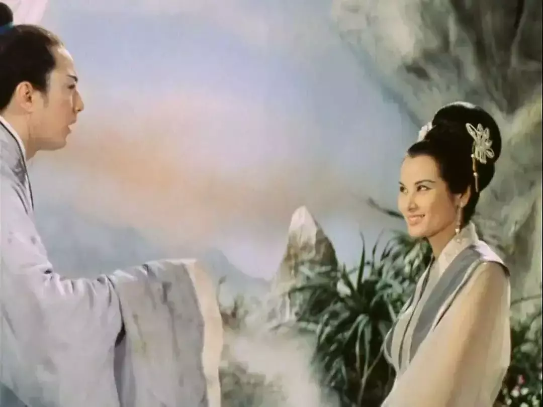 一百台空调对着吹,也爽不过这部电影