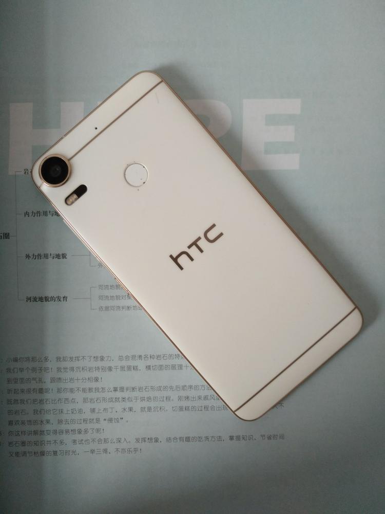 显示屏细致，外型好看，4g helioP10CPU，HTC Desire10Pro评述
