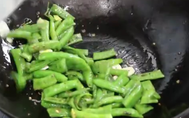 图片[5]-虎皮青椒做法步骤图  非常美味-起舞食谱网