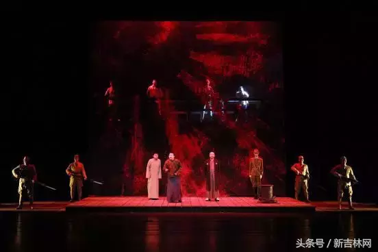 大连话剧团话剧《大码头》登陆吉林市 8月10日相约人民大剧院