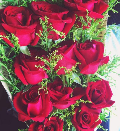 情人节|祝大家七夕情人节快乐，鲜花送给朋友们，拿走送给自己的爱人吧