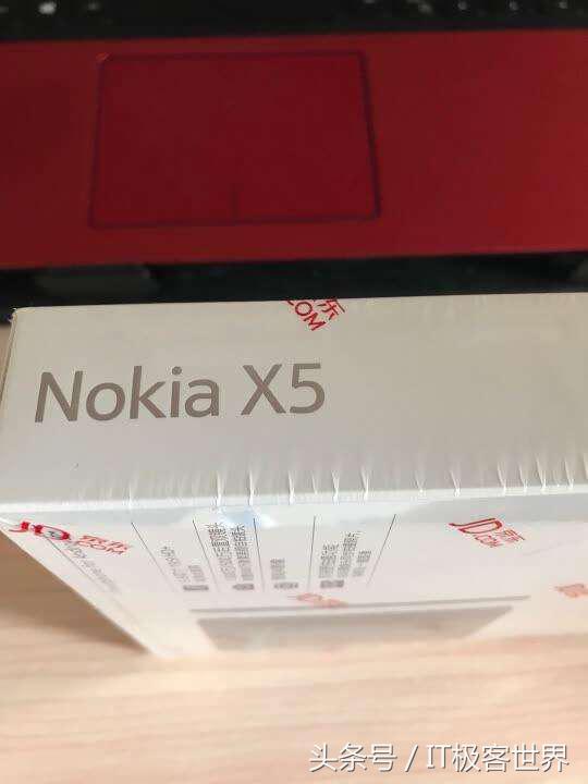 NokiaX5简易拆箱，“猛料十足”的1000元旗舰级