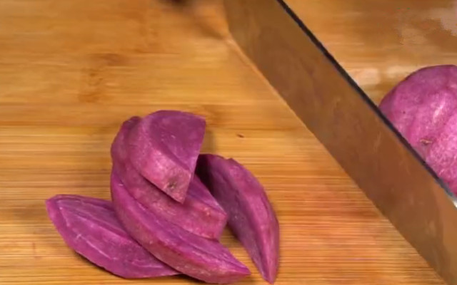 图片[2]-椰蓉紫薯糕做法步骤图 ，口感软糯香甜  十分钟就能做出来-起舞食谱网