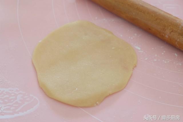 月饼别再买了，自己做的营养又健康，甜而不腻，做法很简单！