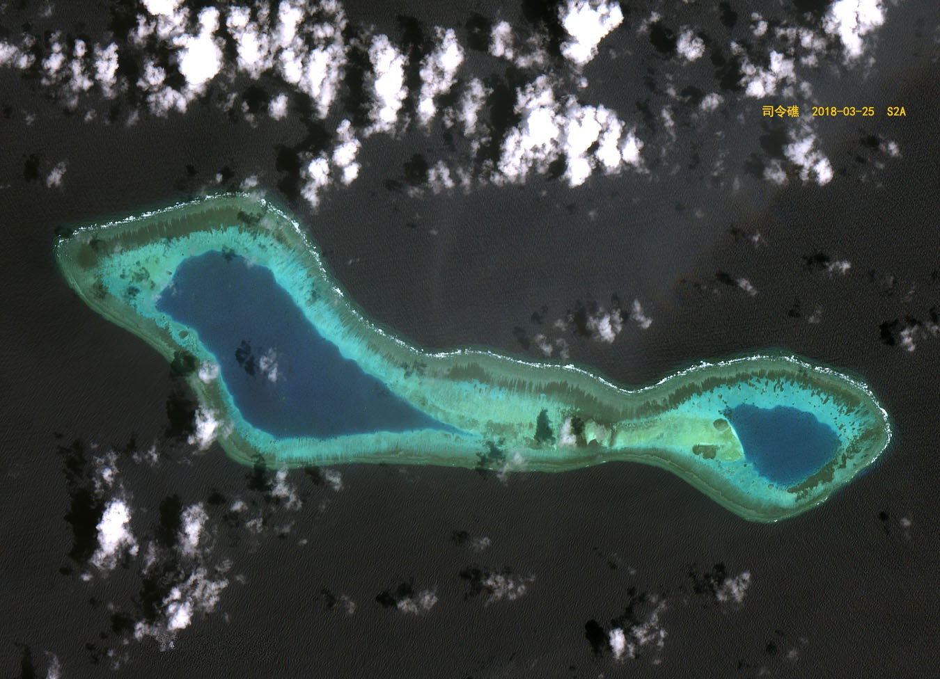 大美南海之司令礁,像一副绚丽太阳镜的岛礁