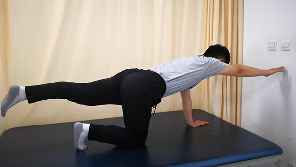 问答|治腰疼练小燕飞,为何越练越痛?