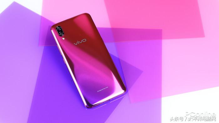vivo X23评测：全面屏进化，超广角轻松拍大长腿