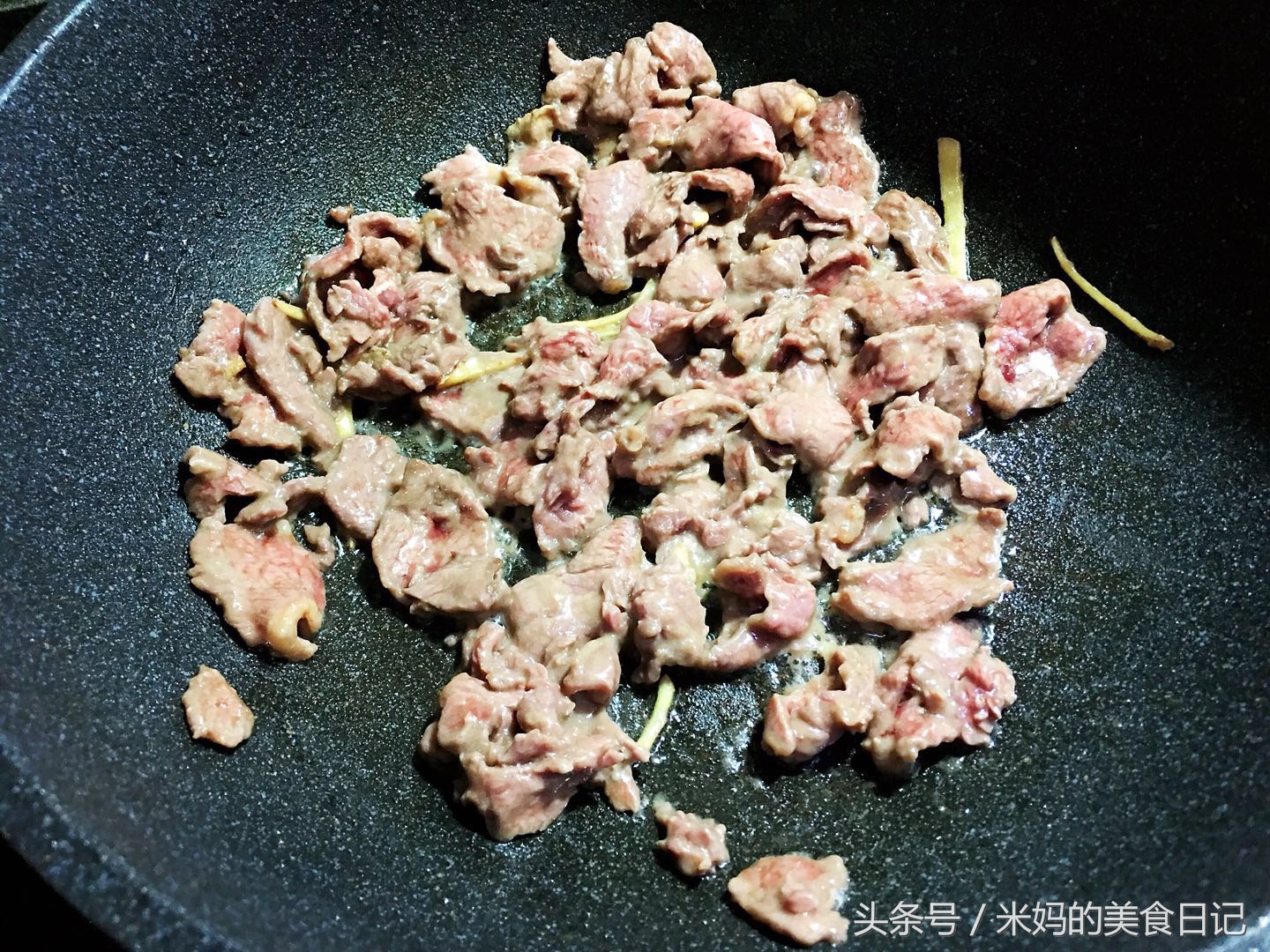 图片[7]-丝瓜炒牛肉做法步骤图 女人吃养颜补水真不错-起舞食谱网