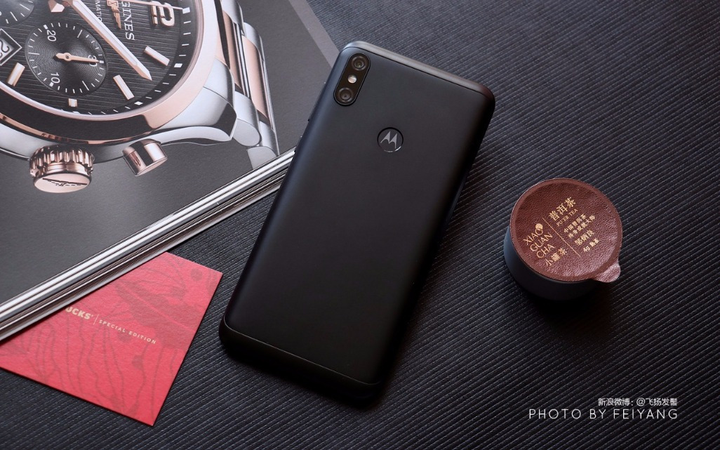 較長(zhǎng)續(xù)航力商務(wù)接待范，這款motorola p30 note非常值得了解一下！