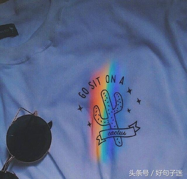 让对方看到了心疼的伤感句子 最痛的距离，是你不在我身边却在我心里图片