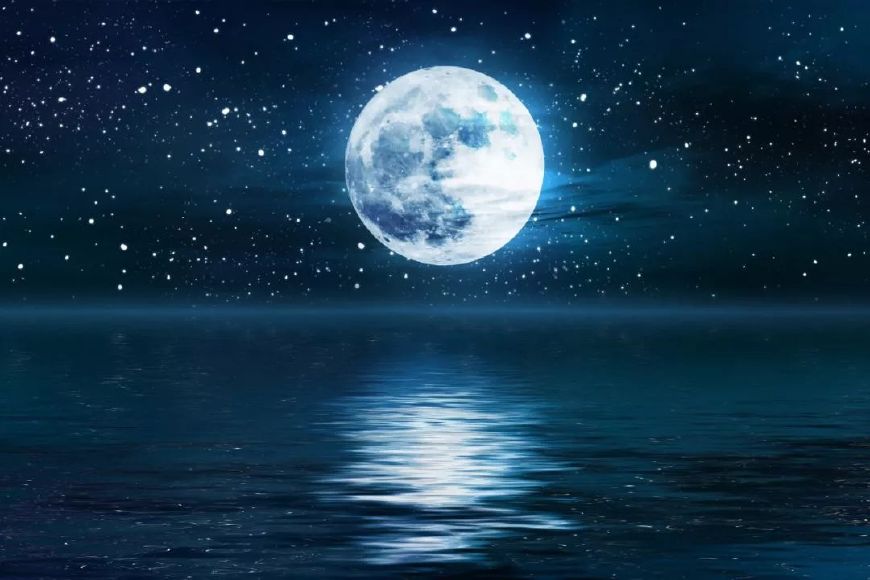 关于月的思乡诗词名句，十首著名赏月诗词